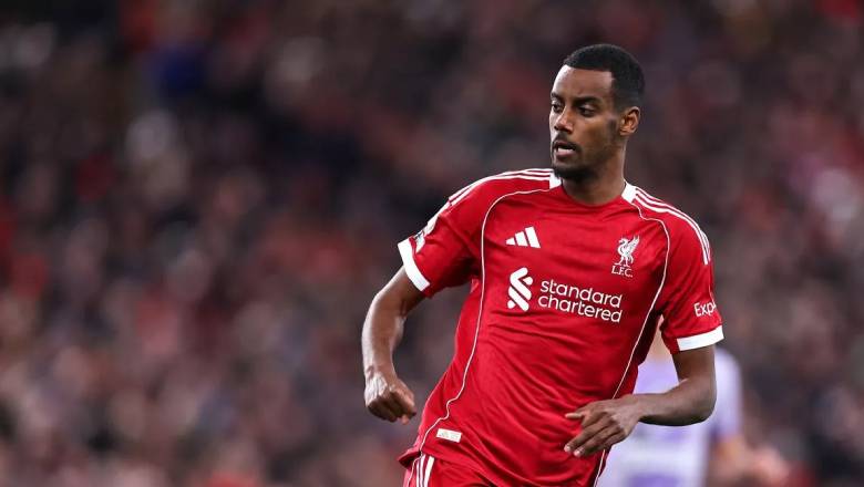 Alexander Isak speaks out for the first time about leaving Newcastle - Ảnh 1