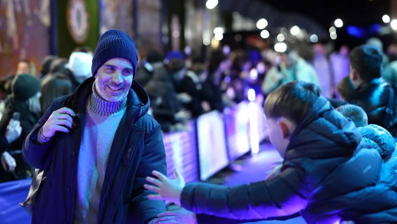 Enzo Maresca falls ill after Chelsea draw, misses press conference - Ảnh 1