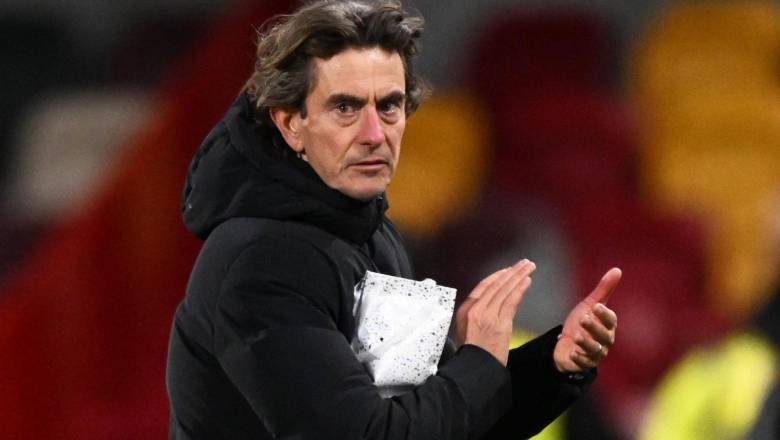 Spurs manager Thomas Frank explains Arsenal-branded cup controversy - Ảnh 2