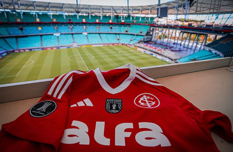 Ranking 10 best Brazil soccer teams ever: Can Santos of Pele and Neymar take the No.1 spot? - Ảnh 2