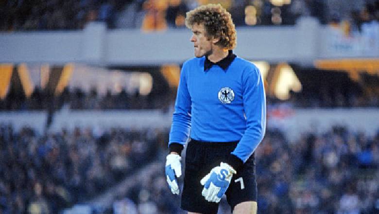 Which German goalkeeper has the most World Cup appearances? Neuer faces 2 Bayern Munich legends - Ảnh 2