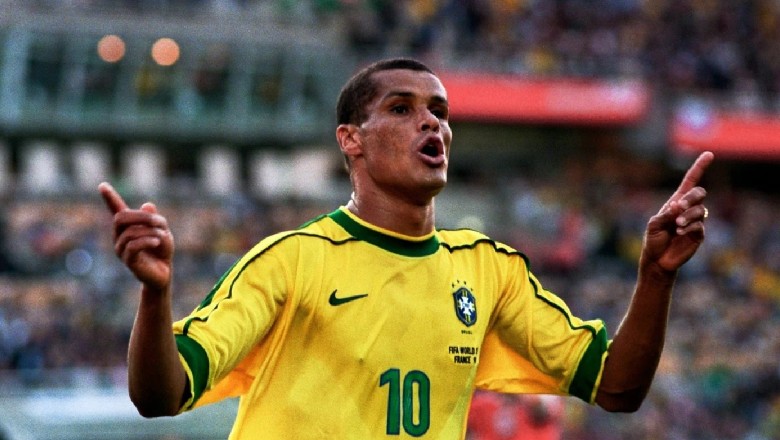 Top 5 best Brazilian left winger of all time: Neymar challenges Ronaldinho, is Vinicius worth it? - Ảnh 2