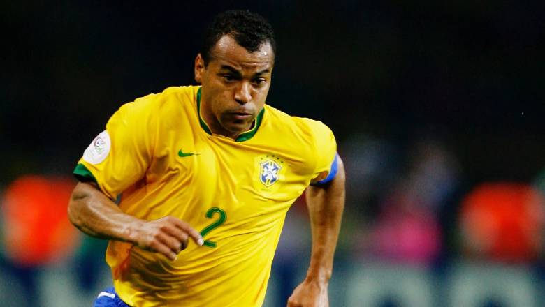 Ranking the best Brazilian right backs of all time: Alves&rsquo; trophies or Cafu&rsquo;s pace? - Ảnh 4
