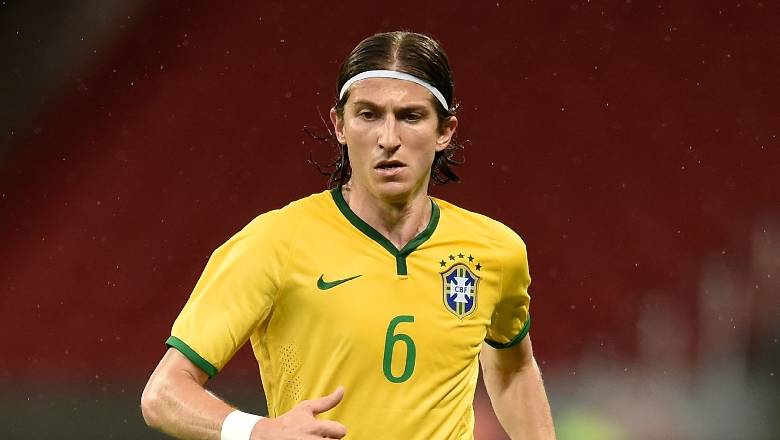 10 Brazilian left backs of all time: Ronaldo&rsquo;s nightmare makes the list, Carlos&rsquo; idol takes No.1 - Ảnh 1