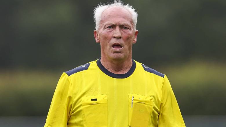 List of soccer players who became referees: Including 2 Ex-Man United defenders  - Ảnh 3