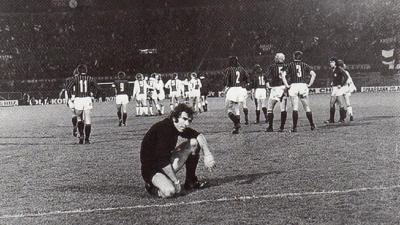Top 5 AC Milan biggest losses: 3 painful defeats to Juventus, the 0-8 horror at San Siro - Ảnh 2