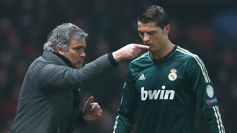 Why did Mourinho leave Real Madrid?  - Ảnh 2