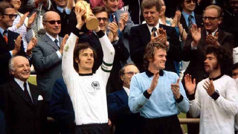 Germany&rsquo;s football kit history: Top 5 iconic shirt designs ranked - Ảnh 1