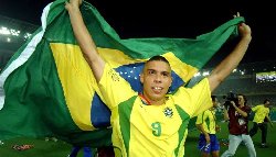 Brazil all time XI: 2 Pele included, does Neymar deserve a place?